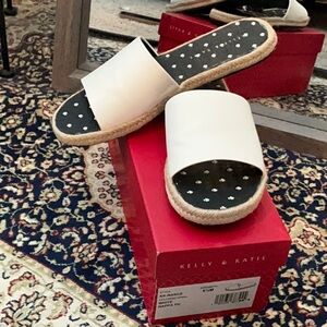 Kelly & Katie White Slide Sandals